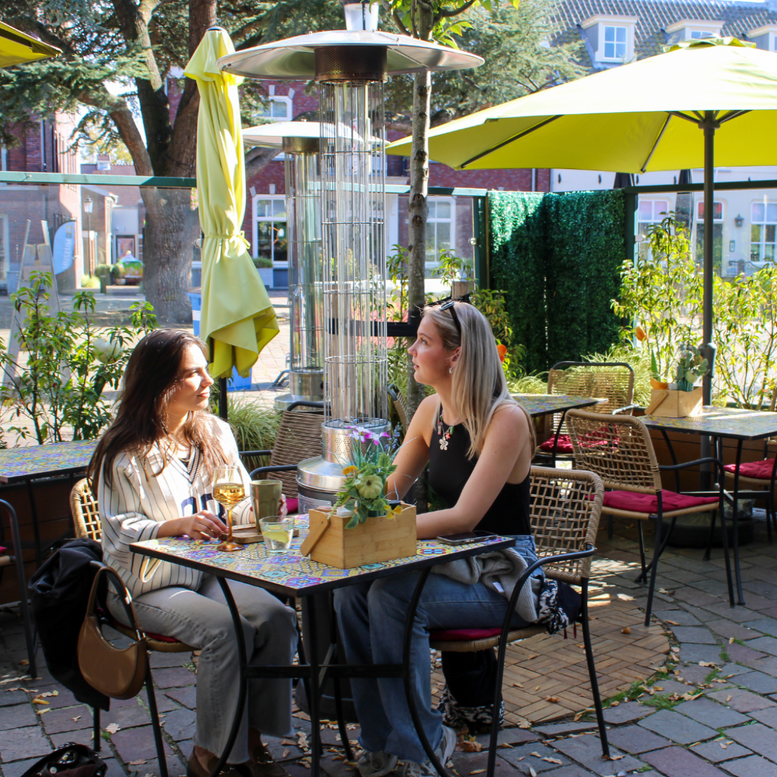 Parel in Evi Deli - Dorpshart Lisse