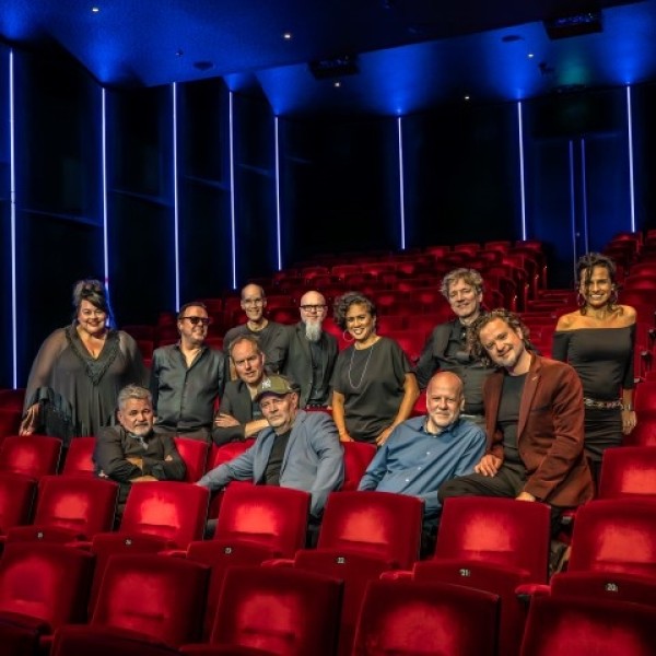 Theater Floralis - The Royal Dutch Scam & Diederik van Vleuten